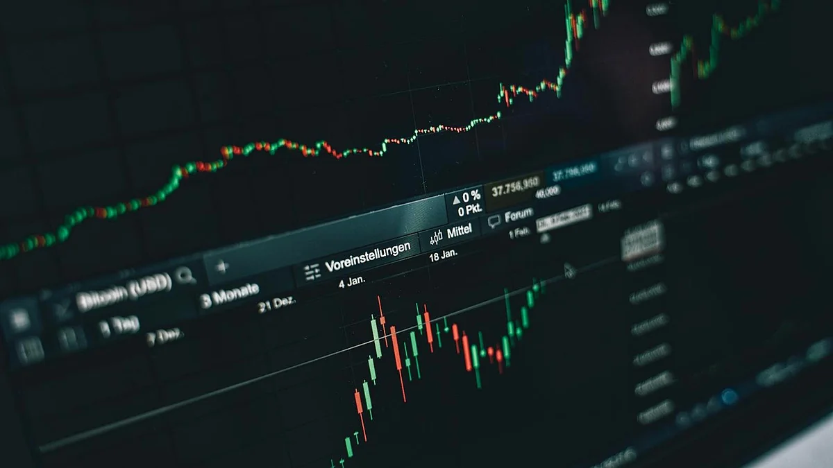 Cryptocurrency-to-fiat conversion charts — TCMB-licensed rate-board reference 2026